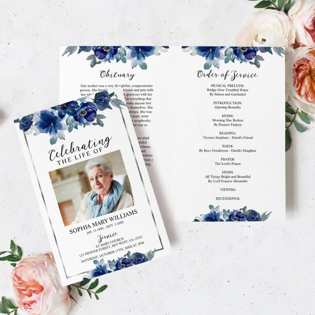 Programa de Funeral Navy Blue Floral Orden de serv (Subido por el creador)