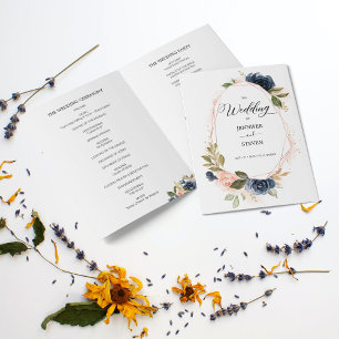 Programa de matrimonio plegado con flores de flor 