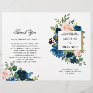Programa de matrimonio plegado con flores rosadas