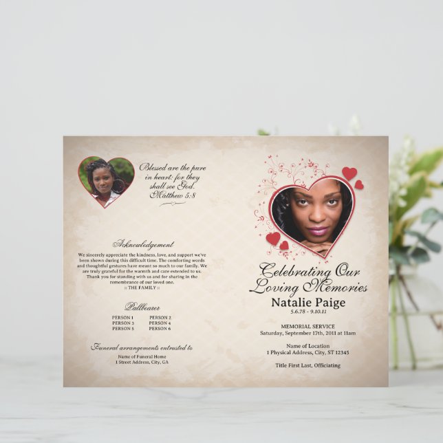 Programa de plantilla para funerales de color beig (Anverso de pie)