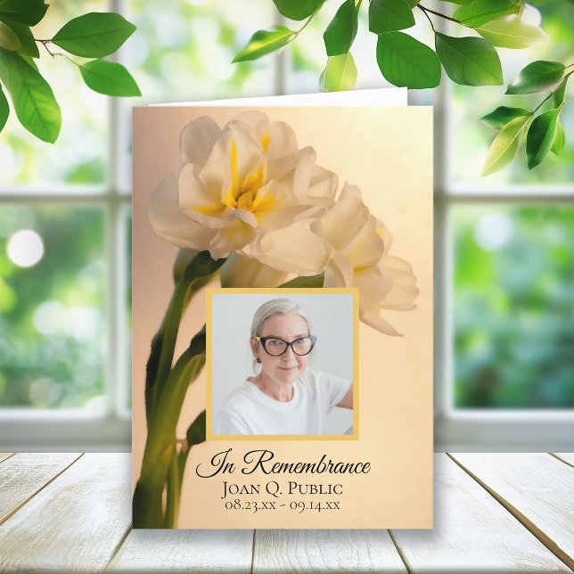 Programa Doble blanco Daffodils Funeral Service plegado (Subido por el creador)