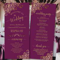 Elegantes rieles de oro ornado en Boda de ciruela 