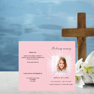 Programa funerario de chica de fotos rosa