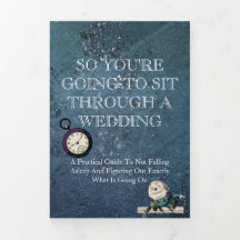 Alicia azul oscuro en un Boda gracioso de la tierr