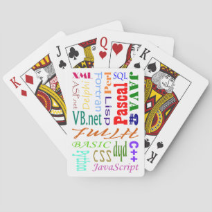 Programadores de computadoras jugando cartas