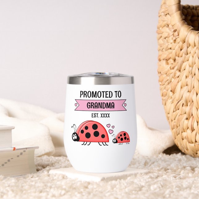 Promoted to Grandma ladybugs pink (Sala de estar (girada))