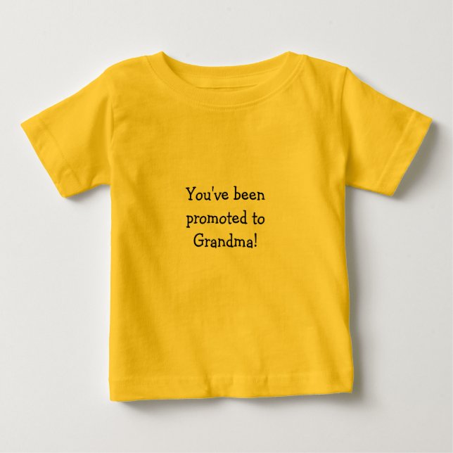 Promovido a las abuelas de las camisetas de la (Anverso)