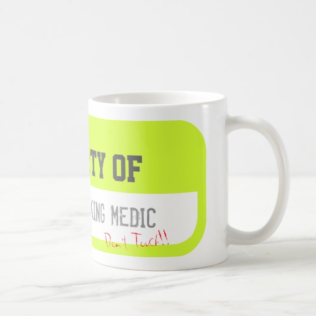 PROPIEDAD de UNA taza TRABAJADORA del amarillo del (Derecha)