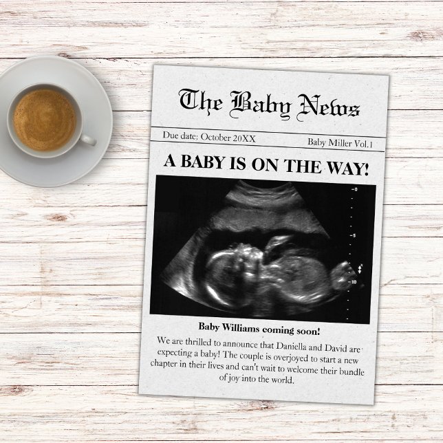 Próximamente Invitación de embarazo de periódico (newspaper pregnancy announcement card sonogram ultrasound photo coming soon baby on the way)