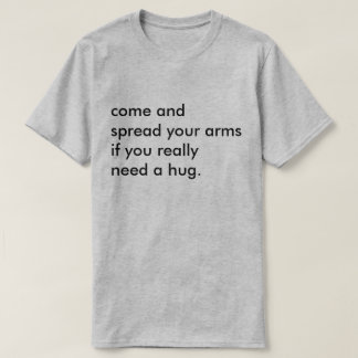 ¿Puedo golpearlo con el pie? camisa