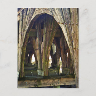 Puente a ninguna postal