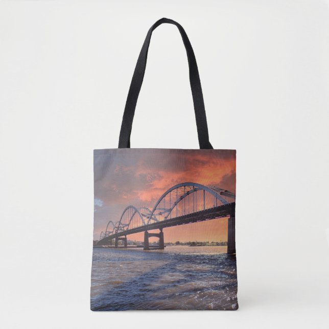 Puente centenario en la bolsa de asas de la puesta (Anverso)