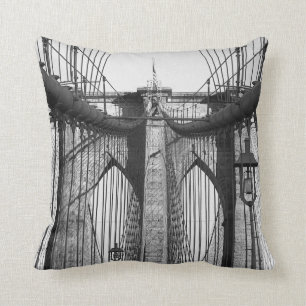 Puente de Brooklyn, almohada del lanzamiento del