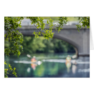 Puente de la calle del arsenal, el río Charles,