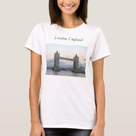 Puente de Londres en la camiseta de las señoras