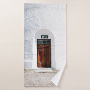 PUERTA DE MADERA CERRADA EN 1852 A LA HORA DEL DÍ