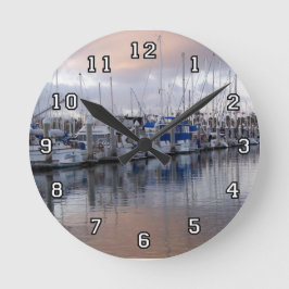 Puerto en el reloj de pared de San Pedro