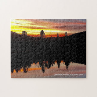 Puesta de sol en el rompecabezas del lago Olson