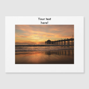 Puesta de sol en la playa del muelle