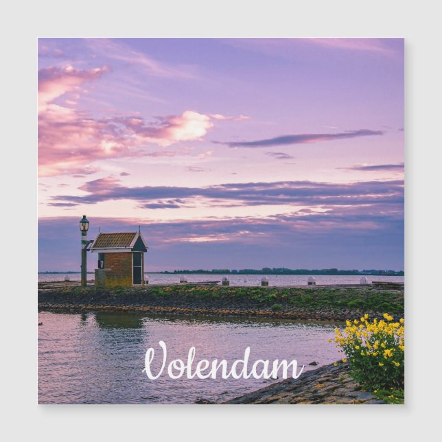 Puesta de sol rosa sobre el imán del lago (Anverso)