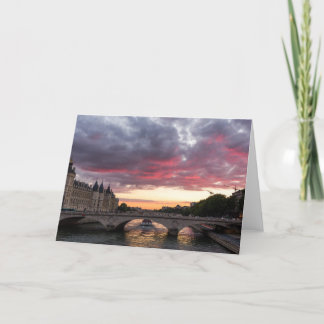 Puesta del sol en la tarjeta de felicitación de
