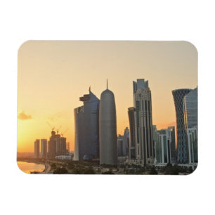 Puesta del sol sobre imán rectangular de Doha,