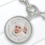Pulsera Baptismo Bienvenida a la Cristiandad Foto<br><div class="desc">Este diseño simple y clásico está compuesto por tipografía de la síspera y agrega una foto personalizado. "Bienvenidos al Cristianismo" gira en torno a la foto de su bebé,  su hijo,  etc</div>
