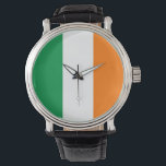 Pulsera Patriótico, reloj especial con bandera de Irlanda<br><div class="desc">Presentamos nuestro distinguido reloj de pulsera con la bandera venerada de Irlanda, diseñado para fusionar el estilo atemporal con el orgullo nacional en cada momento! Diseñado con meticulosa atención a los detalles, este reloj muestra el icónico diseño tricolor de la bandera irlandesa, que simboliza el rico patrimonio y la importancia...</div>