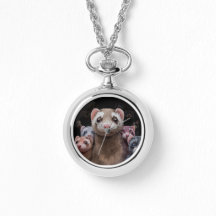 Reloj de collares de Ferrets estónicos