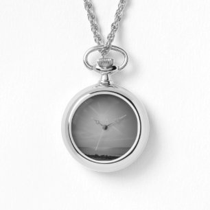 Pulsera reloj estilo y diseño de collar