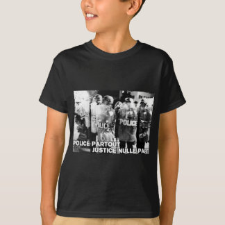 Punk del anti-capitalista de la camiseta del