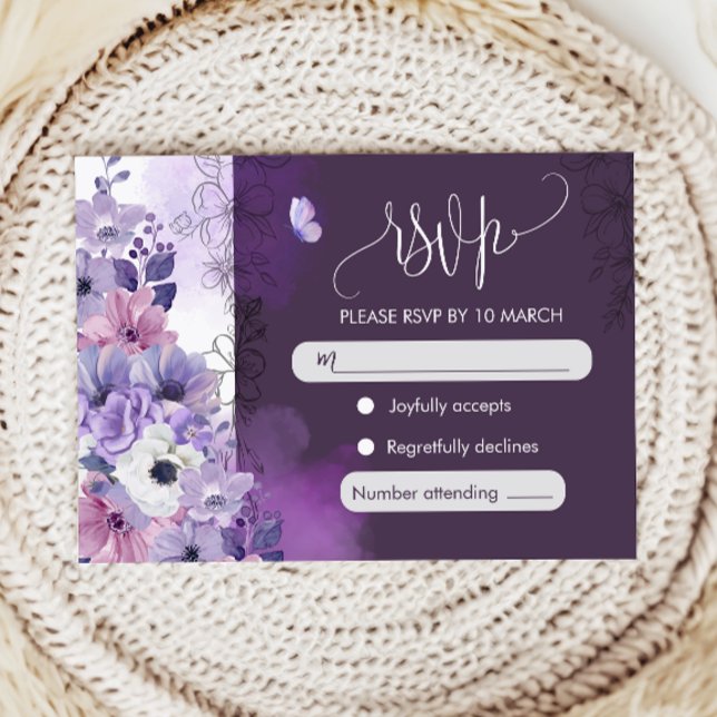 Purple Floral Wedding RSVP Card (Subido por el creador)