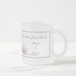 Púrpura de la taza de dos corazones