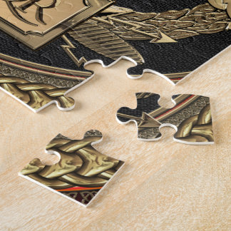 Puzzle [100] Águila imperial romana dorada sobre medallón