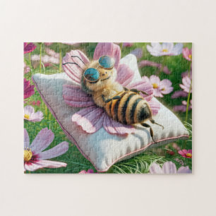Puzzle Abeja reposando sobre una almohada