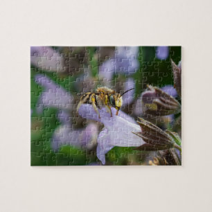 Puzzle Abeja sobre una flor