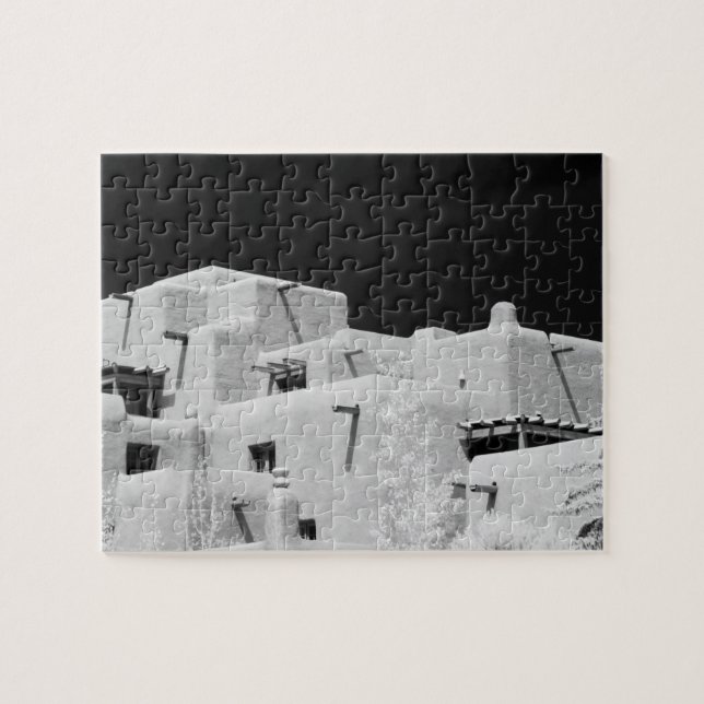 Puzzle Adobe de estilo Pueblo en Loretto, Santa Fe, New (Horizontal)