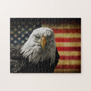 Puzzle Águila calva americana sobre bandera ondulada