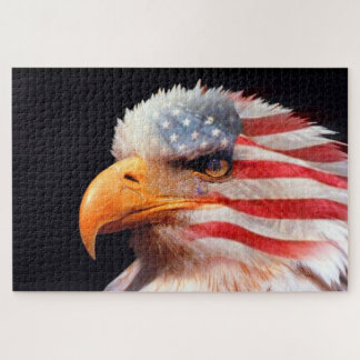 Puzzle Águila calva con una bandera estadounidense en sus