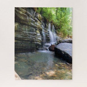Puzzle Agujero de natación de Mountain Stream - 16x20 pul