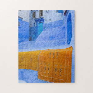 Puzzle Alfombras Colgadas En Una Pared Azul