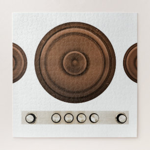 Puzzle Altavoces retro: marrón, blanco aislado.