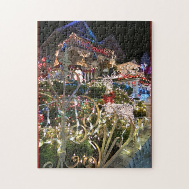 Puzzle Amazing Dazzling Christmas House Lights  (Vertical)