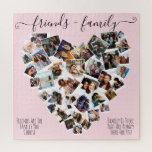 Puzzle Amigos y familiares citan una foto de Heart Collag<br><div class="desc">Este lindo y divertido rompecabezas es perfecto para cualquier mujer sentimental. Cuenta con 38 fotos dispuestas en forma de corazón y cuenta con citas, "Amigos y familia. Los amigos son la familia que eliges. La familia es la que siempre está ahí para ti". Es moderno, dulce, elegante, alegre y juguetón;...</div>