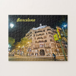 Puzzle Antoni Gaudi's La Pedrera in Barcelona, Spain