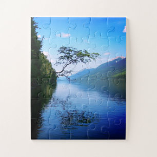 Puzzle Árbol sobre agua