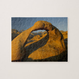 Puzzle Arco en Alabama Hills Eastern Sierras cerca de Lon