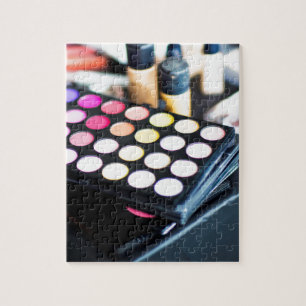Puzzle Artista de maquillaje colorido femenino