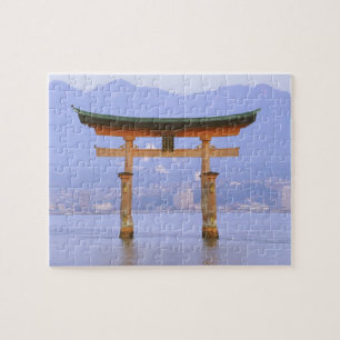 Puzzle Asia, Japón, Hiroshima. Mivaiima. Puerta Torii