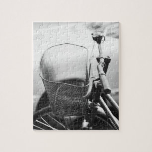 Puzzle Asia, Japón, Tokio. Cesta de bicicletas en Ginza